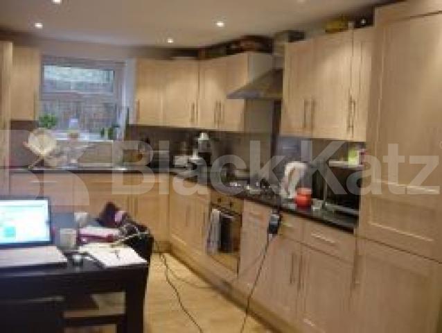 			2 Bedroom, 1 bath, 1 reception Flat			 Solon Road, Brixton-Clapham